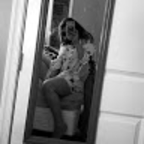 Meet your Posher, Hailey - Picture 1 of 1